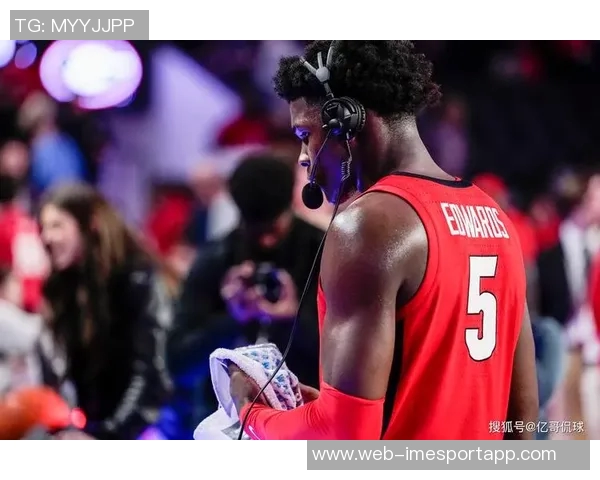 拉拉维亚感谢安东尼爱德华兹助力视频走红打通经脉的秘密揭秘