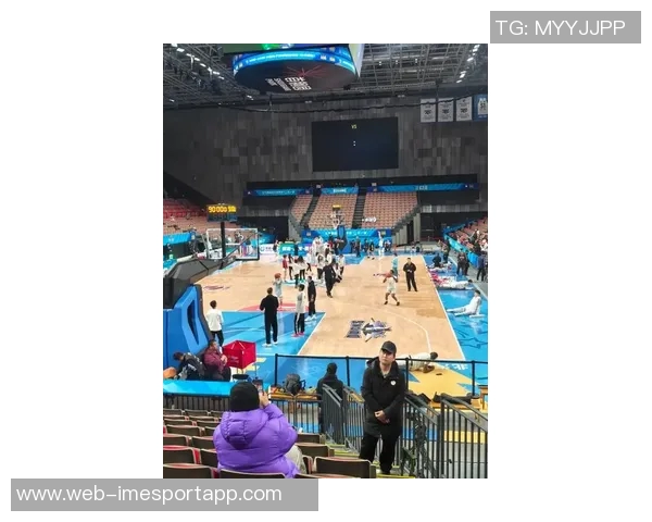 比尔赞直觉巨蛋球馆为顶尖场馆球迷热情高涨令人振奋